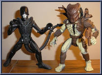 Warrior Alien vs. Renegade Predator Action Figure