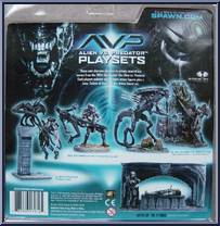 Alien Attacks Predator from Alien vs Predator - Mini-Diorama Playsets manufactured by McFarlane [Back]