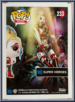 Harley Quinn from DC Super Heroes - Pop! Vinyl Figures manufactured by Funko [Back]
