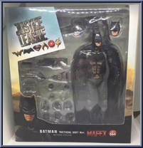 Batman (Tactical Suit) (Justice League) Action Figure