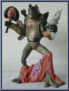 Mikey from Men In Black - Deluxe Action Figures manufactured by Galoob [Loose]