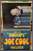 Joe Cool from Peanuts - Mini-Walkers manufactured by Aviva [Front]