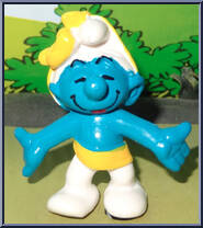 Anniversary Smurf (Yellow Ribbon / Bow) Action Figure