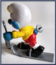 Skier Smurf from Smurfs - Super Smurfs manufactured by Peyo [Loose]