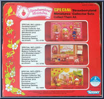 Raspberry Tart / Strawberry Shortcake / Blueberry Muffin from Strawberryland Miniatures - Special Collector Sets manufactured by Kenner [Back]