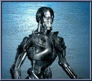 T-800 Endoskeleton (Electronic Gun) from Terminator 2 - 15" Scale manufactured by Toy Island [Loose]