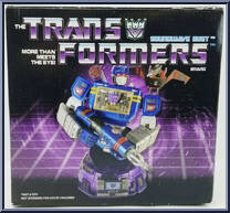 Soundwave from Transformers - Busts manufactured by Diamond Select [Front]