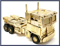 Gold Convoy (Lucky Draw) from Transformers - Masterpiece - Exclusives manufactured by Takara [Loose]