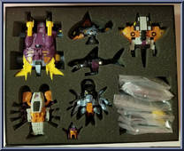 Piranacon from Transformers - Timelines - Collector's Club manufactured by Hasbro [Front]