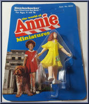 Grace from World of Annie - Miniatures manufactured by Knickerbocker [Front]