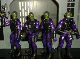 Skrull grunts (Marvel Legends) Custom Diorama / Playset