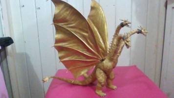 Bootleg/Third Party Monsterarts Gold Showa King Ghidorah (Godzilla) Custom Action Figure