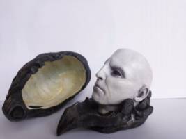 Prometheus Engineer head with Space Jockey helmet (Aliens) Custom Statue / Bust [Head profile]