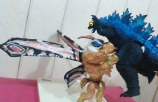 Power Up Muscle Mothra 2019 (Godzilla) Custom Action Figure [Feel my MUSCLES!!!]