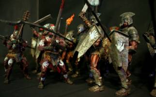 Uruk-Hai army, group shots, marching by night (Lord of the Rings) Custom Action Figure
