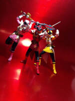 Hyper Shinken Princesses Power Rangers (S.H. Figuarts) Custom Action Figure