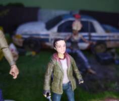 Joel and ellie (Last of Us) Custom Action Figure