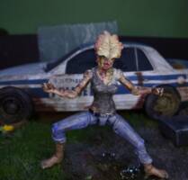 Joel and ellie (Last of Us) Custom Action Figure