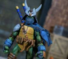 Samurai Leonardo (Teenage Mutant Ninja Turtles) Custom Action Figure
