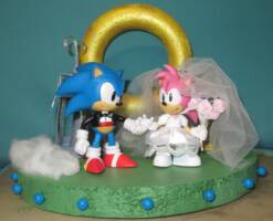 Sonic and Amy wedding cake topper (Sonic) Custom Diorama / Playset