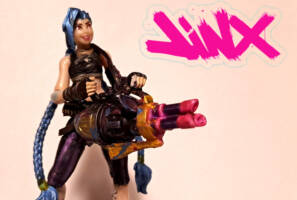 Jinx from ARCANE/League of Legends (League of Legends) Custom Action Figure