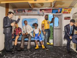 NYC subway train ("V") Custom Diorama / Playset