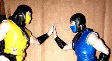 Scorpion and Sub Zero (Mortal Kombat) Custom Action Figure ['Friendship...? Again?!']