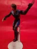 Wolverine (Repair & Repaint (Marvel Legends) Custom Action Figure