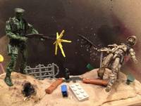 Green VS Tan Diorama (Army Men) Custom Diorama / Playset