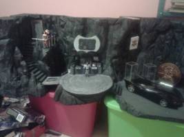 Batcave Mix (Batman - New Animated Series) Custom Diorama / Playset