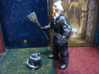 Dwarf Warrior With  Club(Figurine) (Hobbit) Custom Miniature / Figurine [Dwarf w/ club]