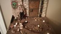 Shallow Grave Crime Scene (Walking Dead) Custom Diorama / Playset