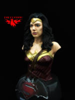 Gal Gadot as Wonder Woman (Bust) (Wonder Woman) Custom Statue / Bust