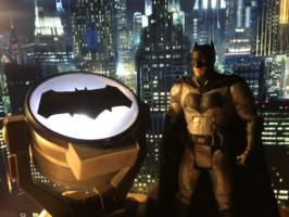 Universal Bat Signal (Batman - Movie Style) Custom Diorama / Playset