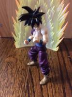 Gohan cell saga battle damaged S.H.Figuarts (Dragonball Z) Custom Action Figure