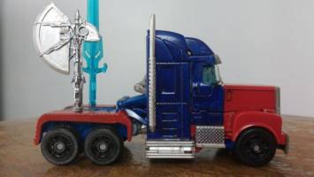 Optimus Prime (Transformers - Prime) Custom Action Figure