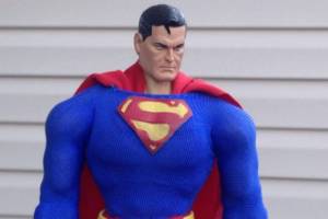 Mezco Alex Ross Superman V.4 (DC Universe) Custom Action Figure