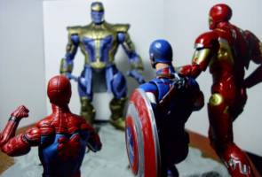 Thanos (Marvel Legends) Custom Action Figure