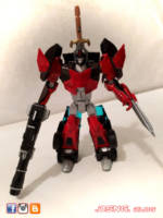 Strikerbee [Black-Ops Bumblebee] (Transformers) Custom Action Figure