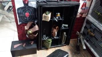 Punisher's Armory (Marvel Legends) Custom Diorama / Playset