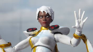 Storm (Jim Lee suit) (Marvel Legends) Custom Action Figure