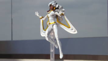Storm (Jim Lee suit) (Marvel Legends) Custom Action Figure