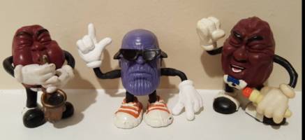 Thanos as a California Raisin (Marvel) Custom Miniature / Figurine