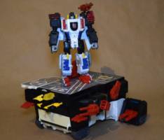Grandus C-371 (Transformers) Custom Action Figure