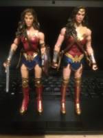 Wonder woman (Wonder Woman) Custom Action Figure [Comparation: the Multiverse and the basic]