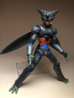 S.h figuarts First form Cell (Dragonball Z) Custom Action Figure