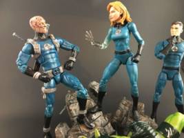 Deadpool Fantastic Four suit (Marvel Legends) Custom Action Figure